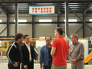 俄羅斯客戶到安邦集團(tuán)參觀考察電伴熱工廠和電地暖生產(chǎn)線